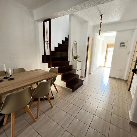 Mendis Village Holiday home