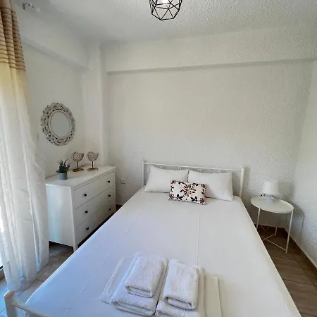 Holiday home Mendis Village *